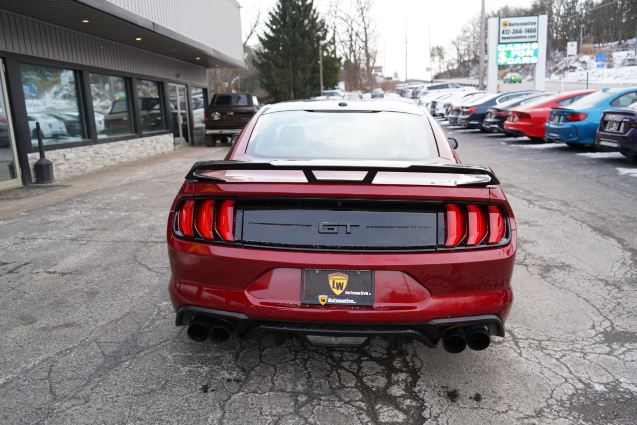 Ford Mustang GT Fastback 2018