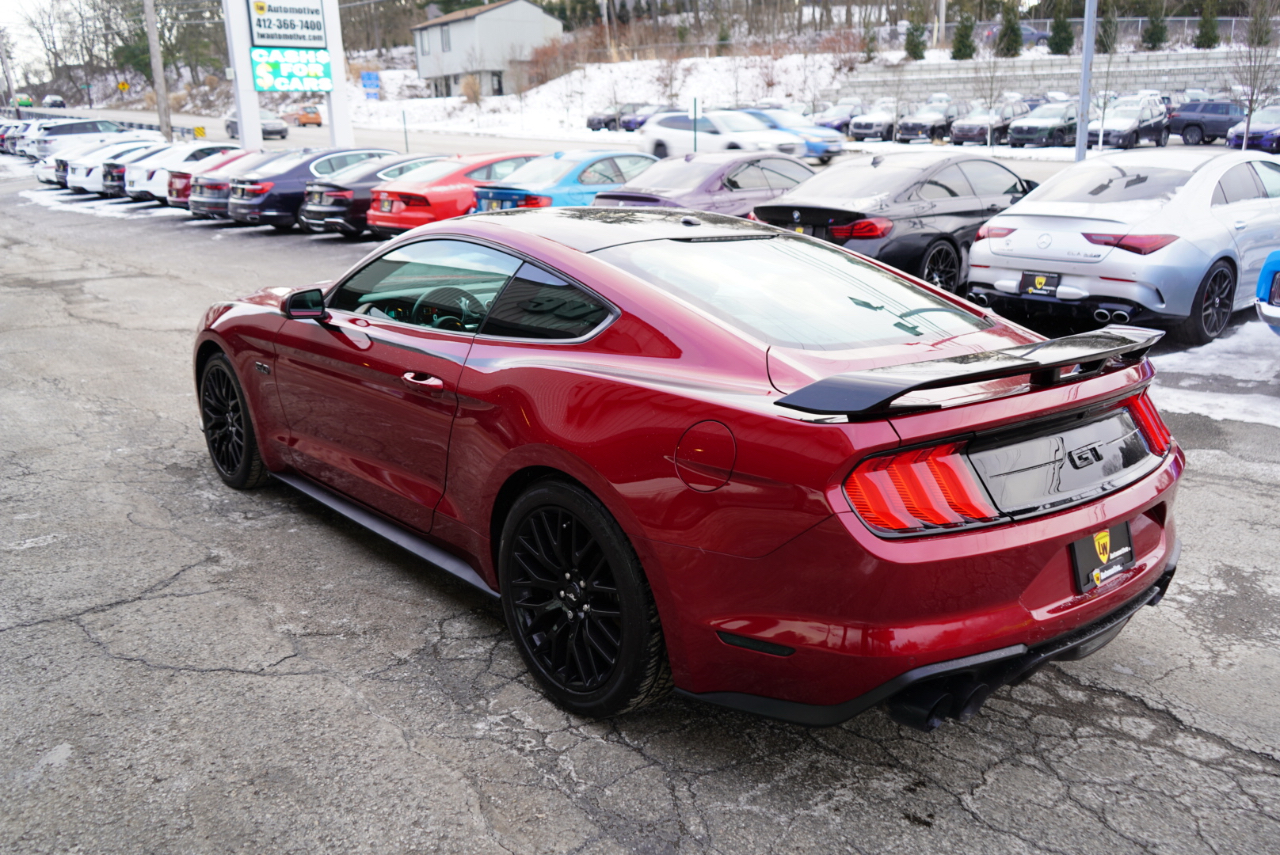 Ford Mustang GT Fastback 2018