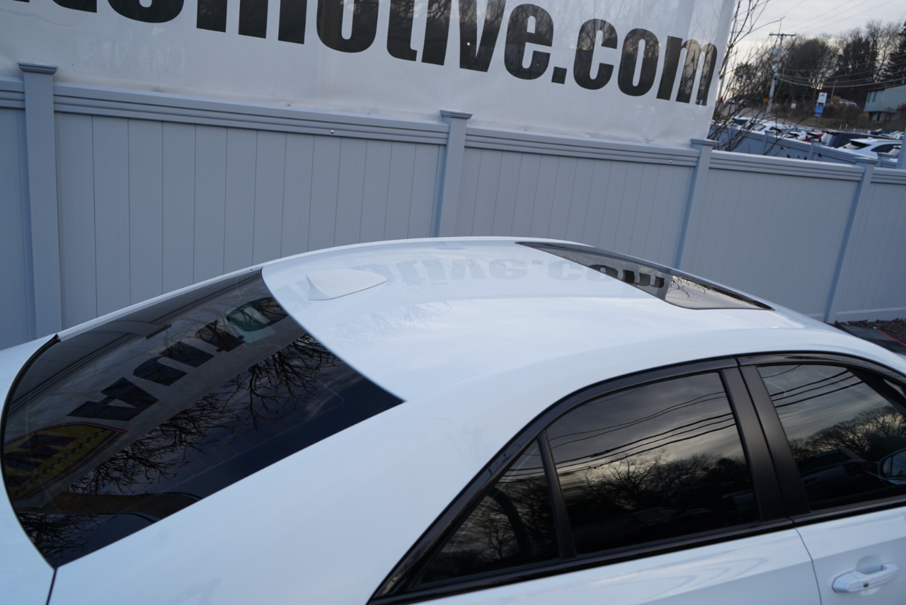 Cadillac CT4 4dr Sdn V-Series 2021