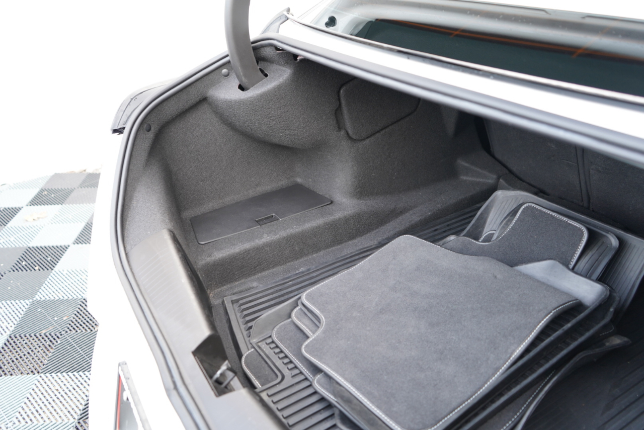 Cadillac CT4 4dr Sdn V-Series 2021