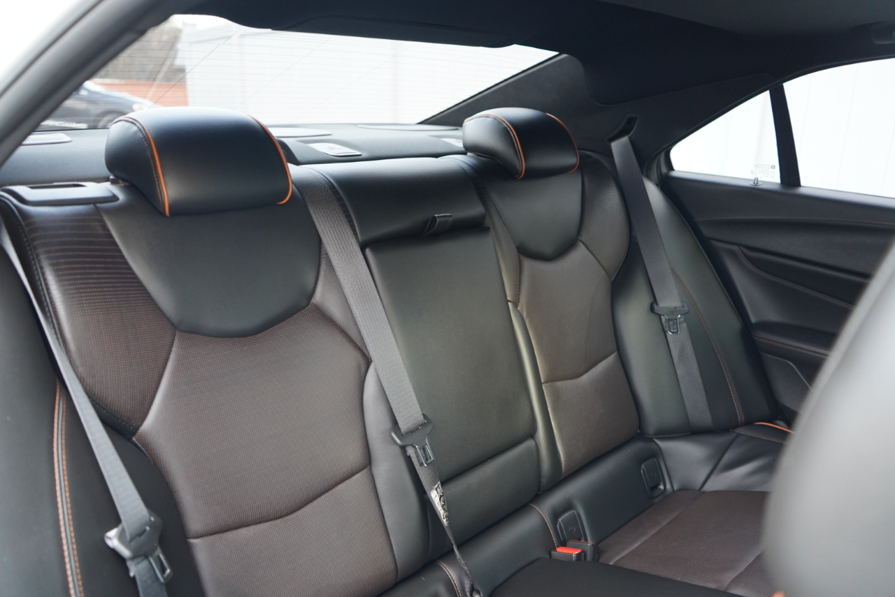 Cadillac CT4 4dr Sdn V-Series 2021