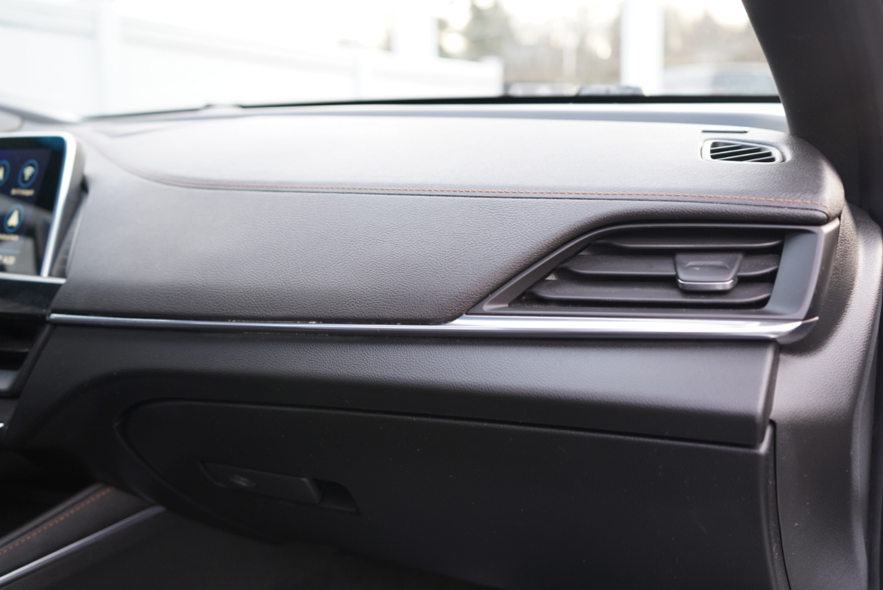 Cadillac CT4 4dr Sdn V-Series 2021