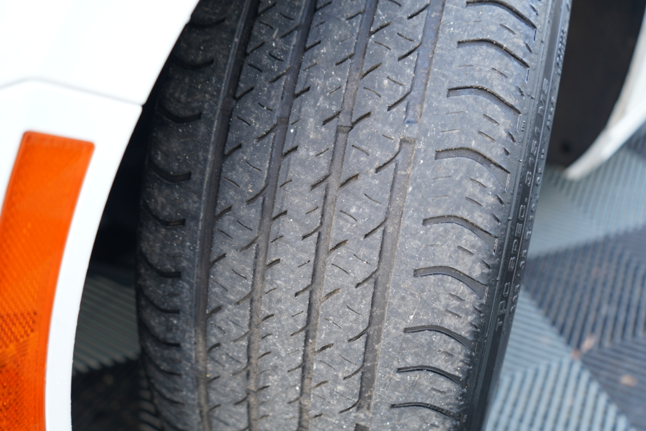 Cadillac CT4 4dr Sdn V-Series 2021