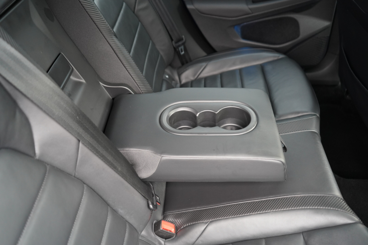 Volkswagen Golf R 2.0T DSG 2022