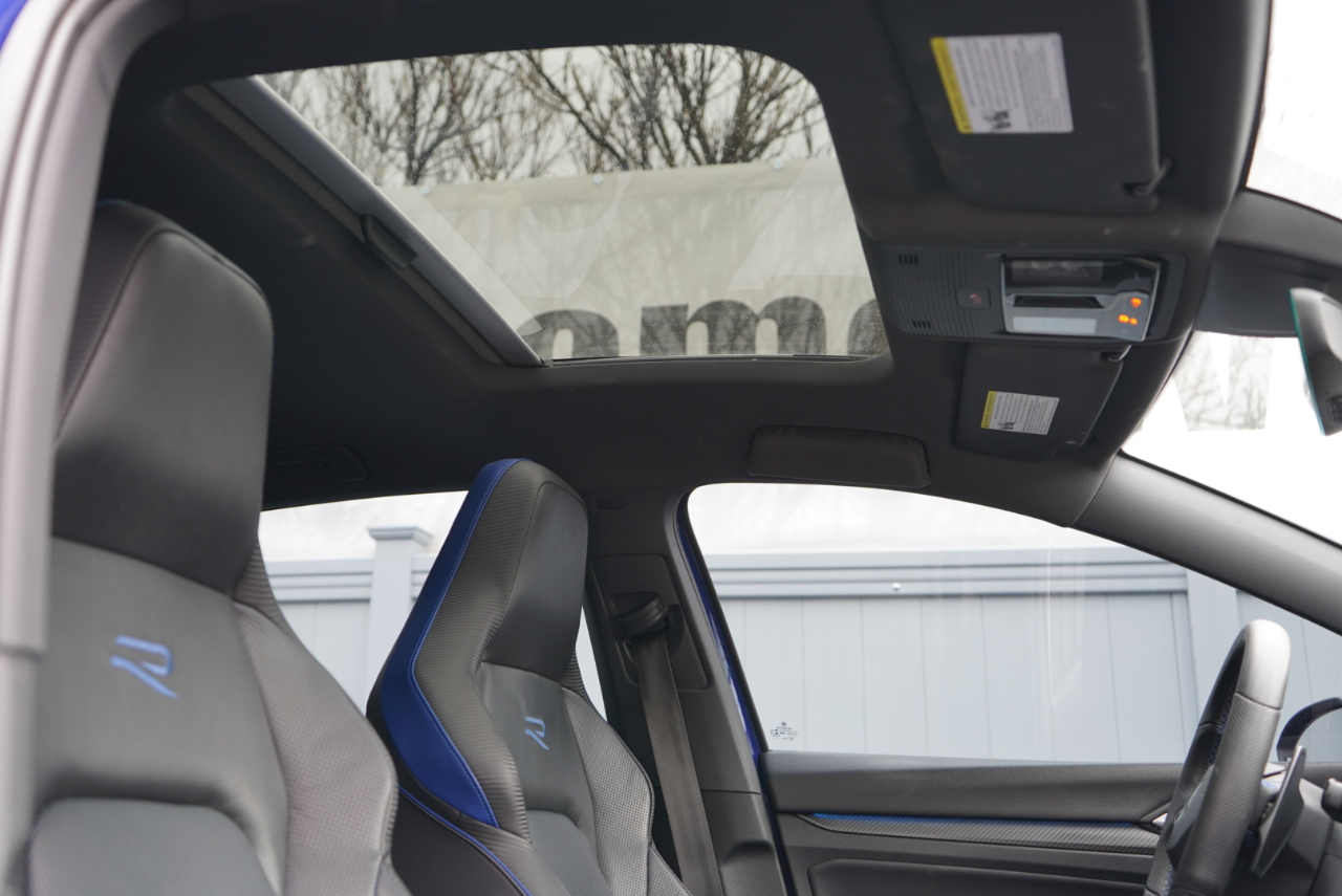 Volkswagen Golf R 2.0T DSG 2022