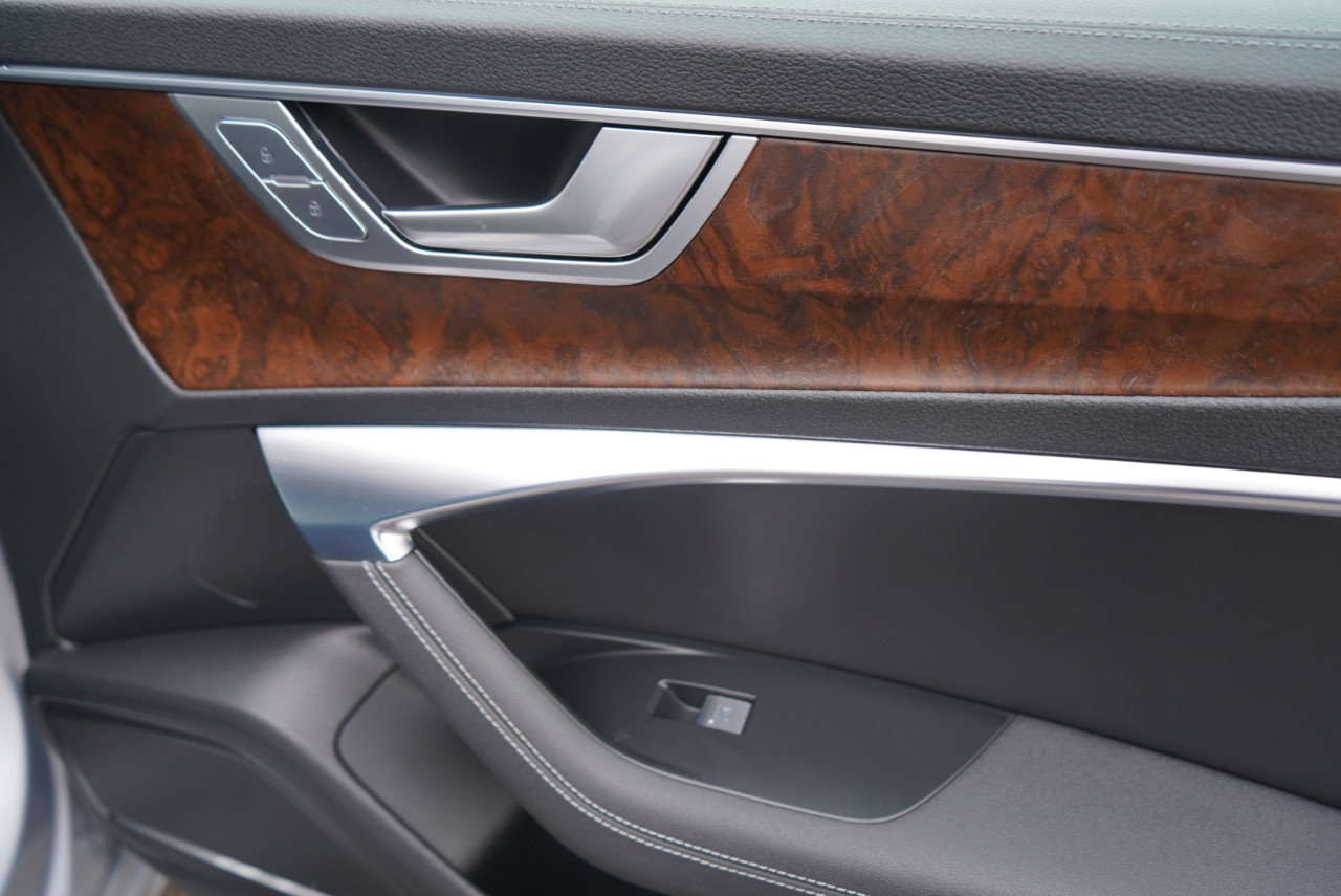 Audi A6 Premium Plus 55 TFSI quattro 2020