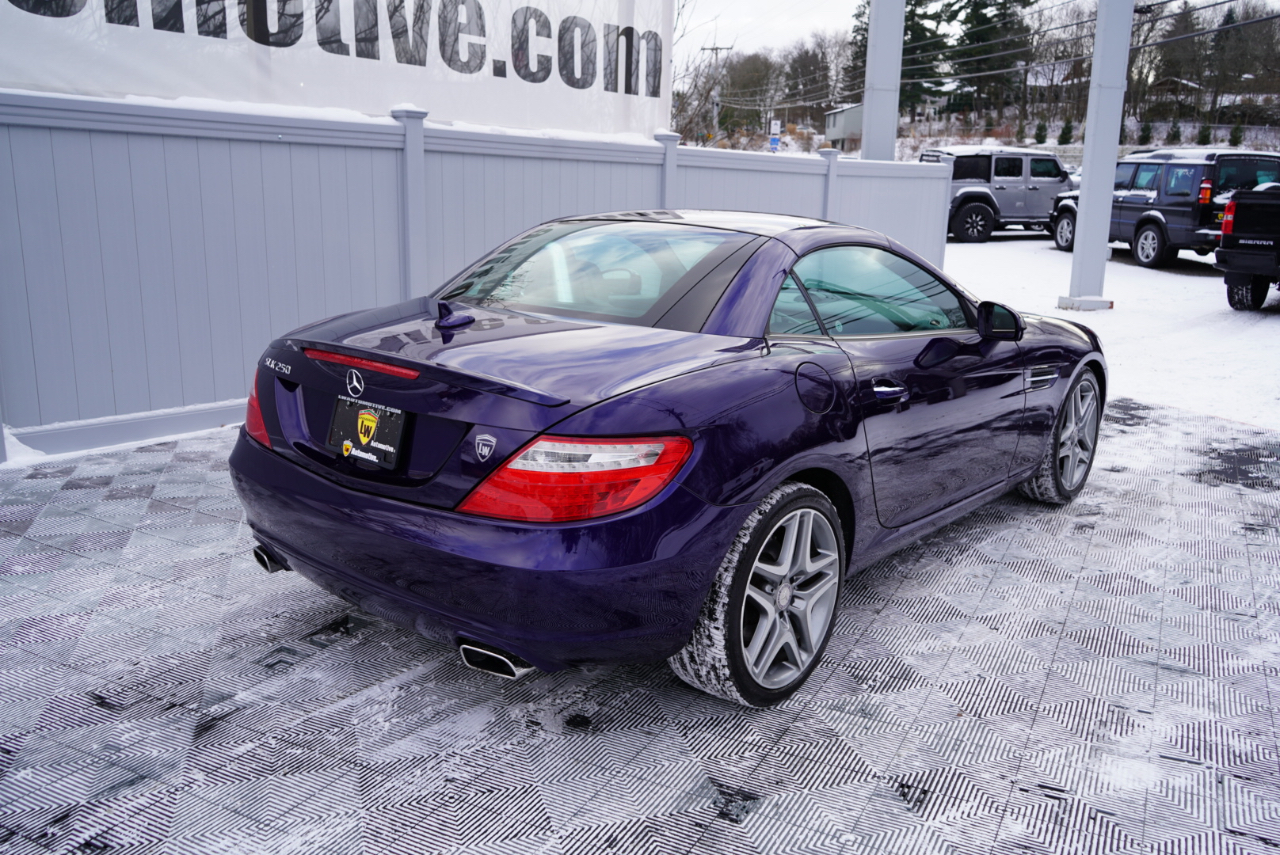 Mercedes-Benz SLK-Class 2dr Roadster SLK 250 2015
