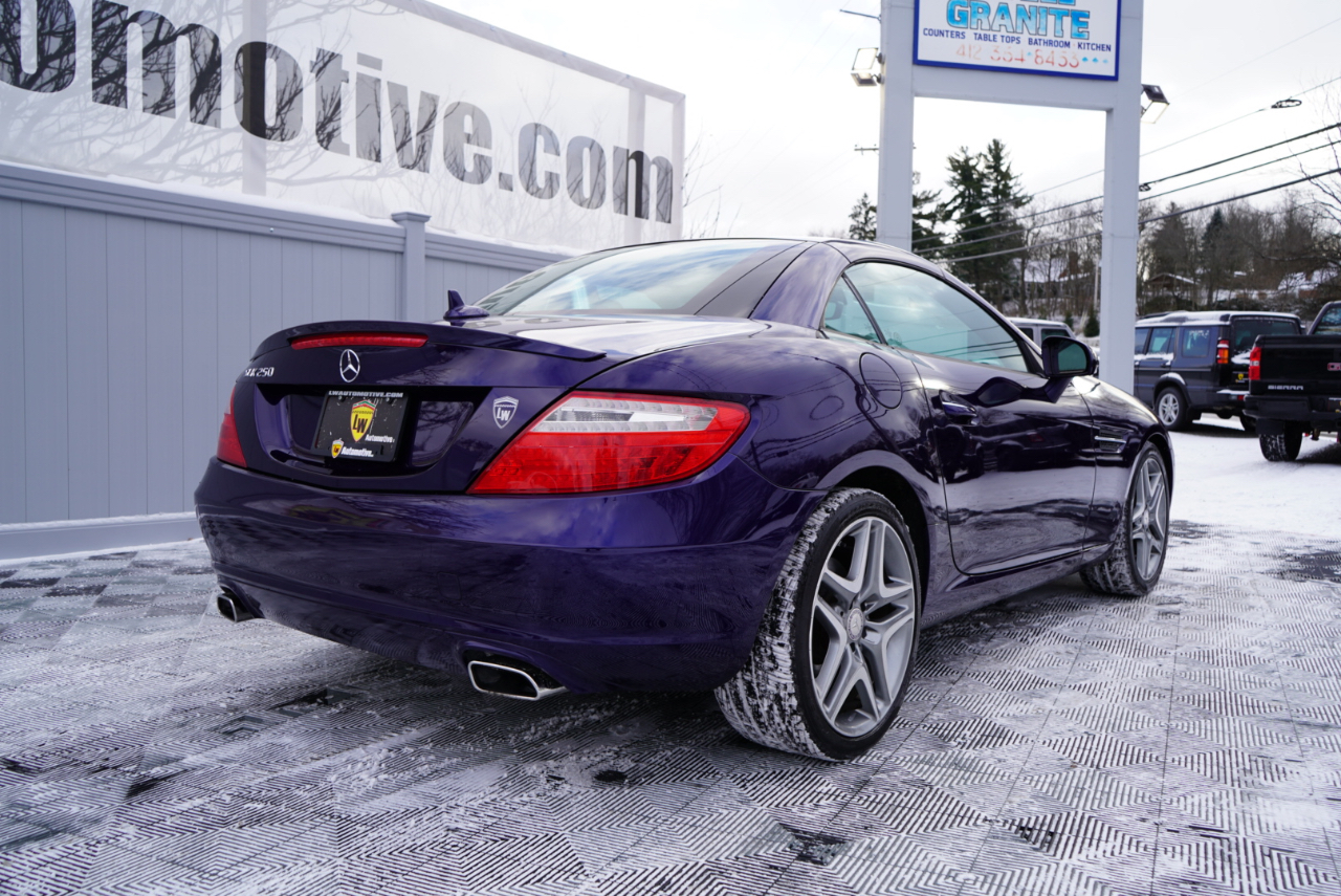 Mercedes-Benz SLK-Class 2dr Roadster SLK 250 2015