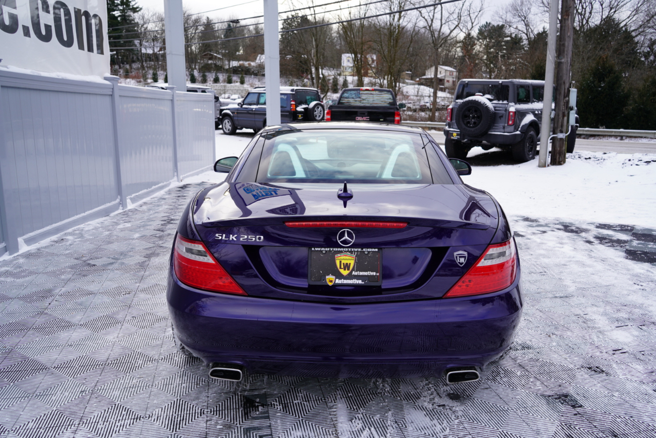 Mercedes-Benz SLK-Class 2dr Roadster SLK 250 2015