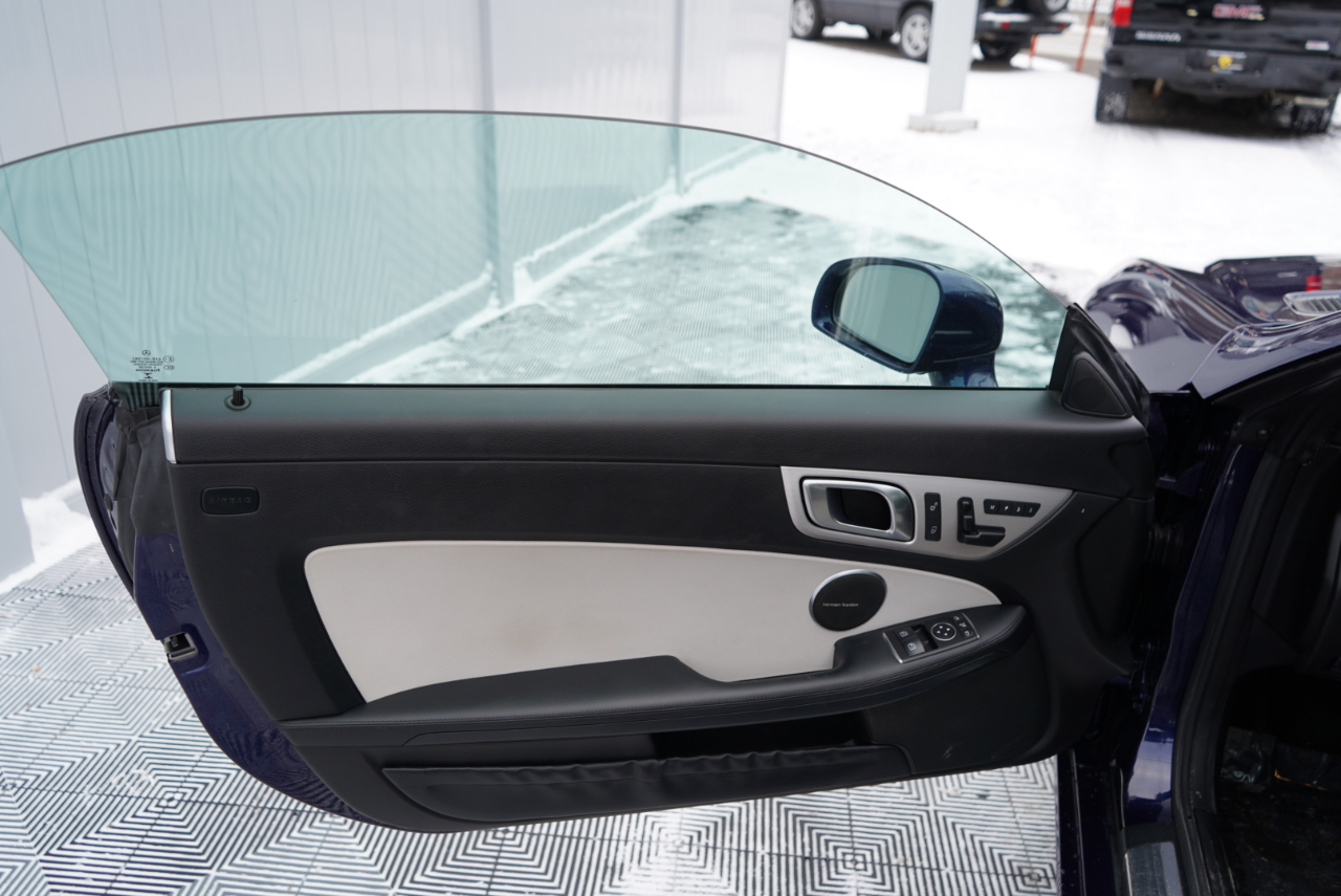 Mercedes-Benz SLK-Class 2dr Roadster SLK 250 2015