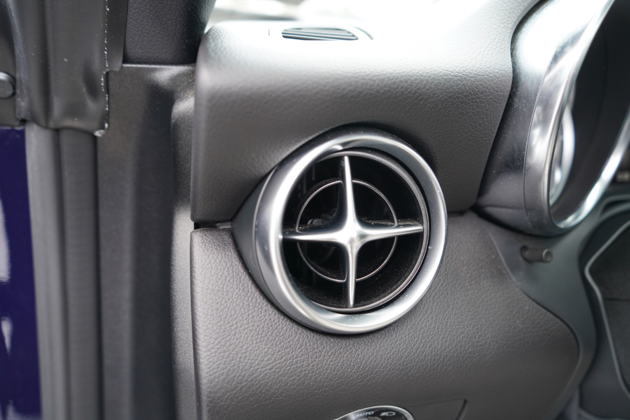 Mercedes-Benz SLK-Class 2dr Roadster SLK 250 2015