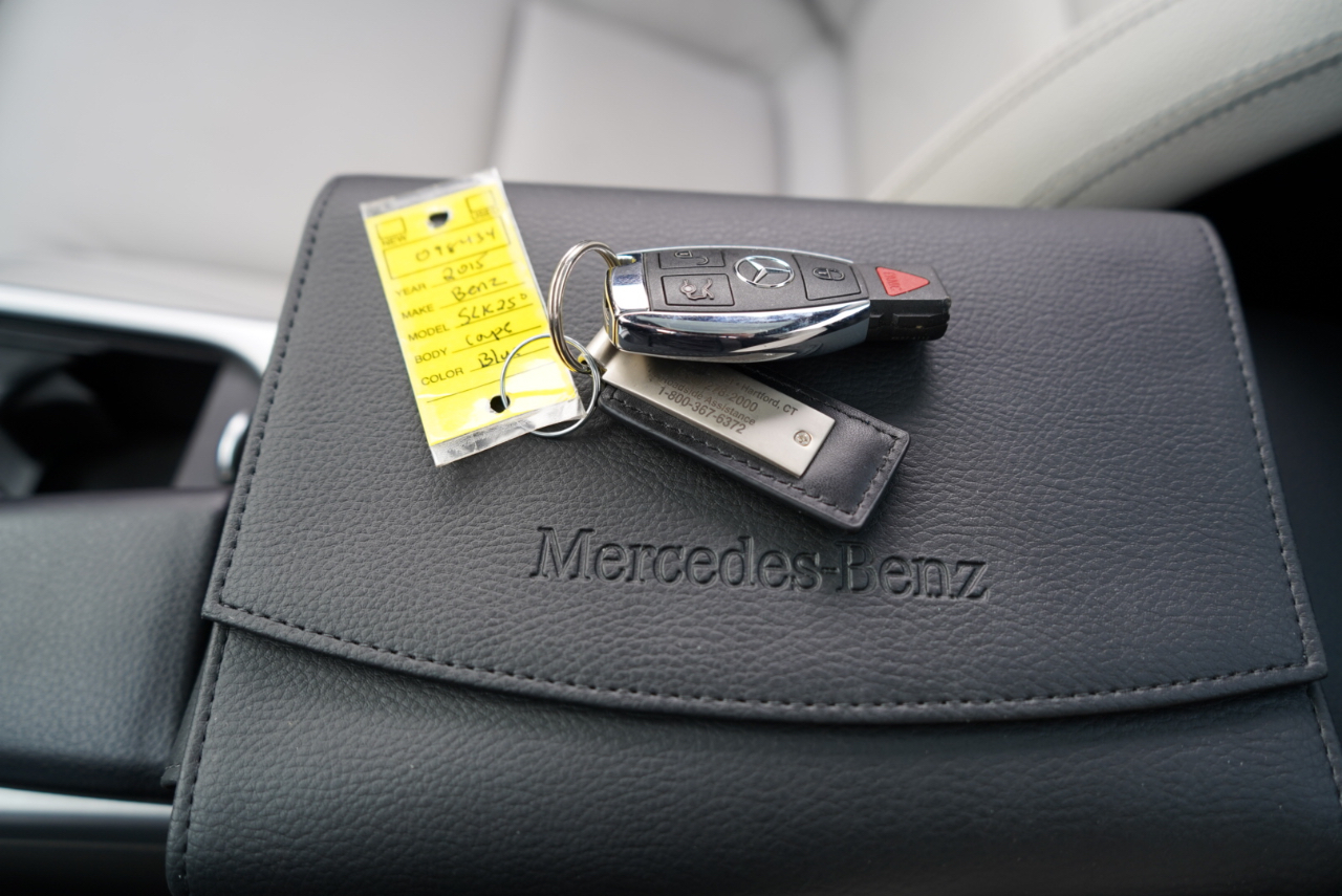 Mercedes-Benz SLK-Class 2dr Roadster SLK 250 2015