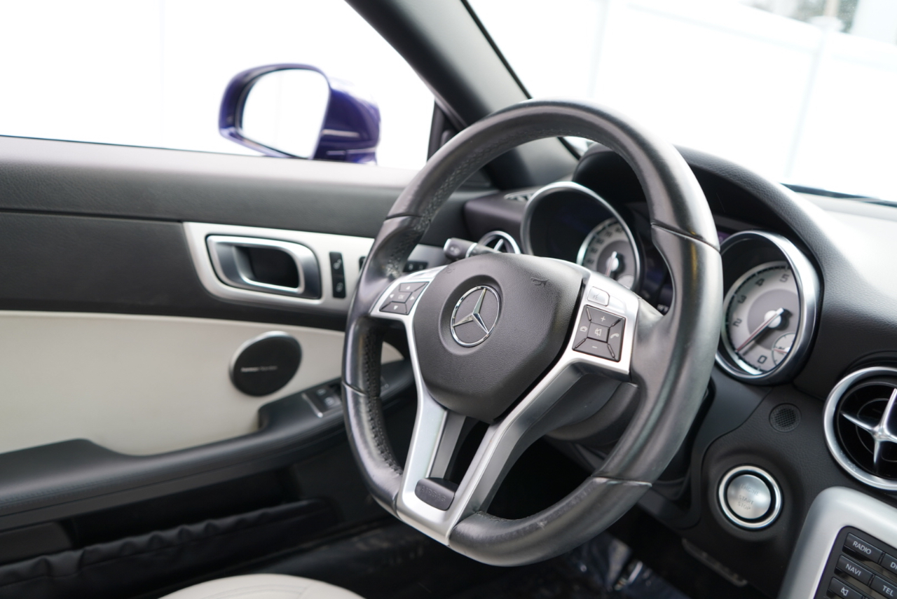 Mercedes-Benz SLK-Class 2dr Roadster SLK 250 2015