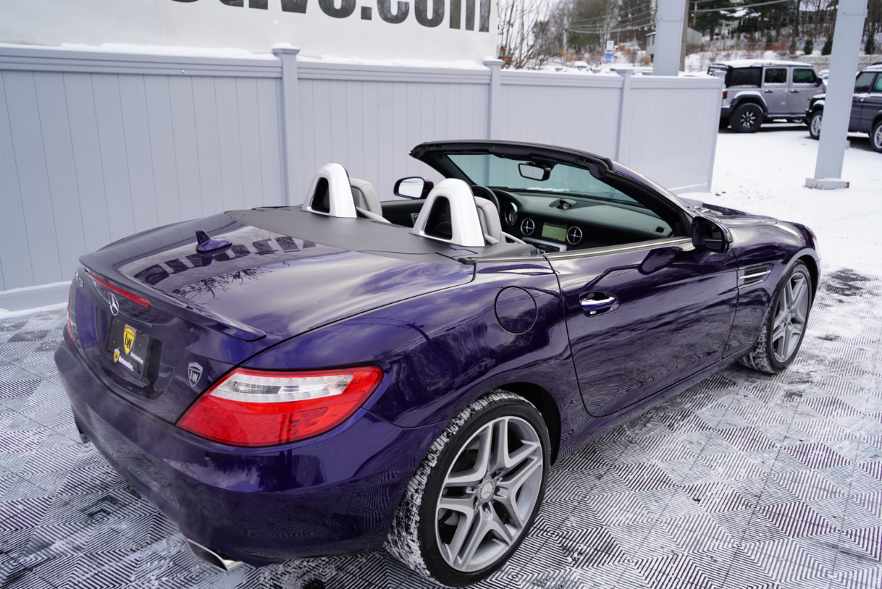 Mercedes-Benz SLK-Class 2dr Roadster SLK 250 2015