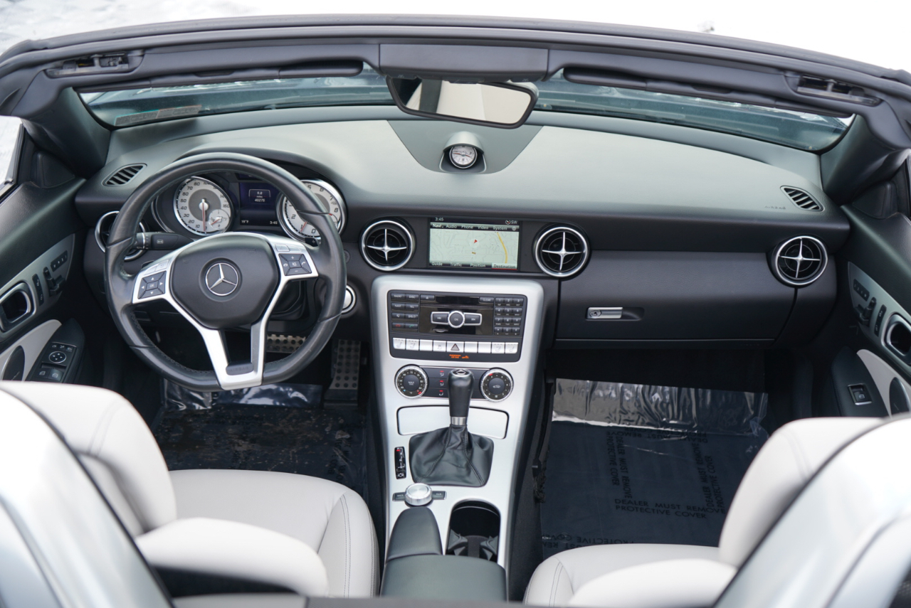 Mercedes-Benz SLK-Class 2dr Roadster SLK 250 2015