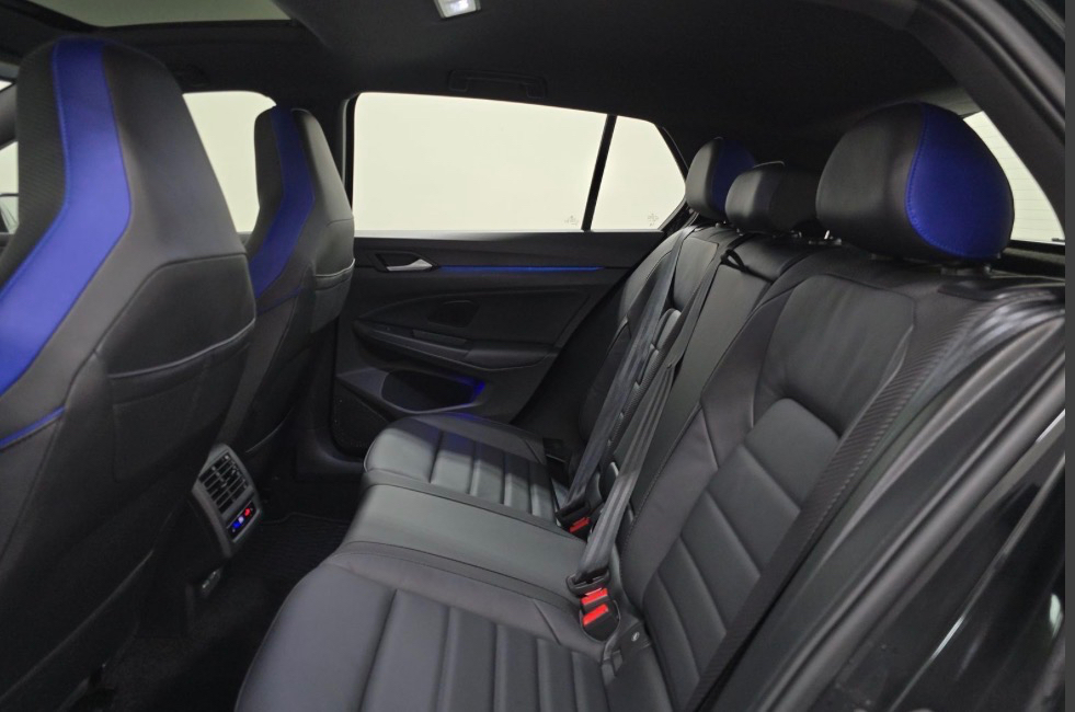 Volkswagen Golf R 2.0T Manual 2024