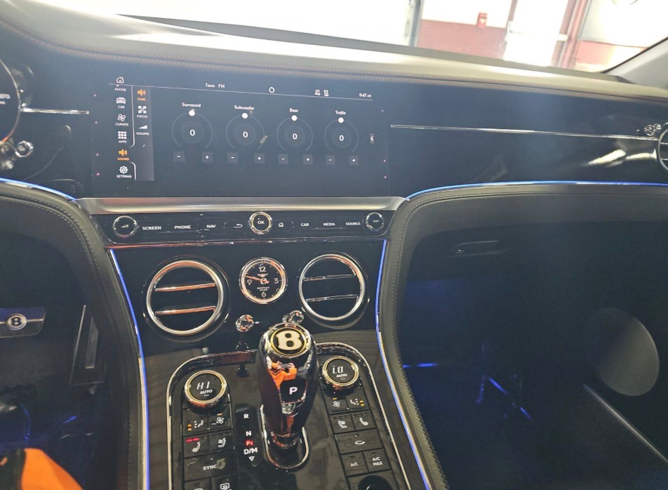 Bentley Continental GT V8 Coupe 2020