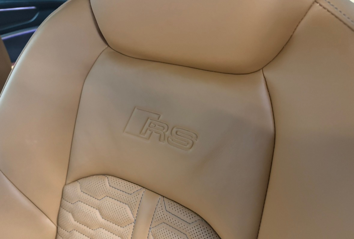 Audi RS 6 Avant performance 4.0 TFSI quattro 2024