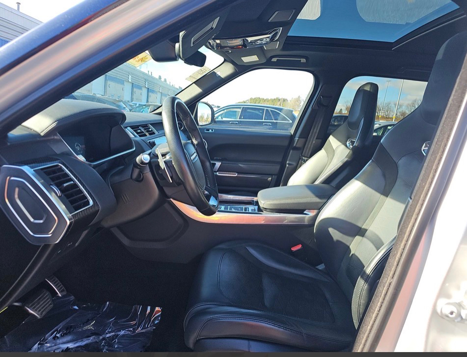 Land Rover Range Rover Sport V8 Supercharged SVR 2019