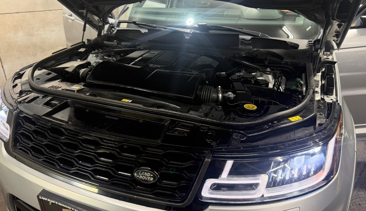 Land Rover Range Rover Sport V8 Supercharged SVR 2019