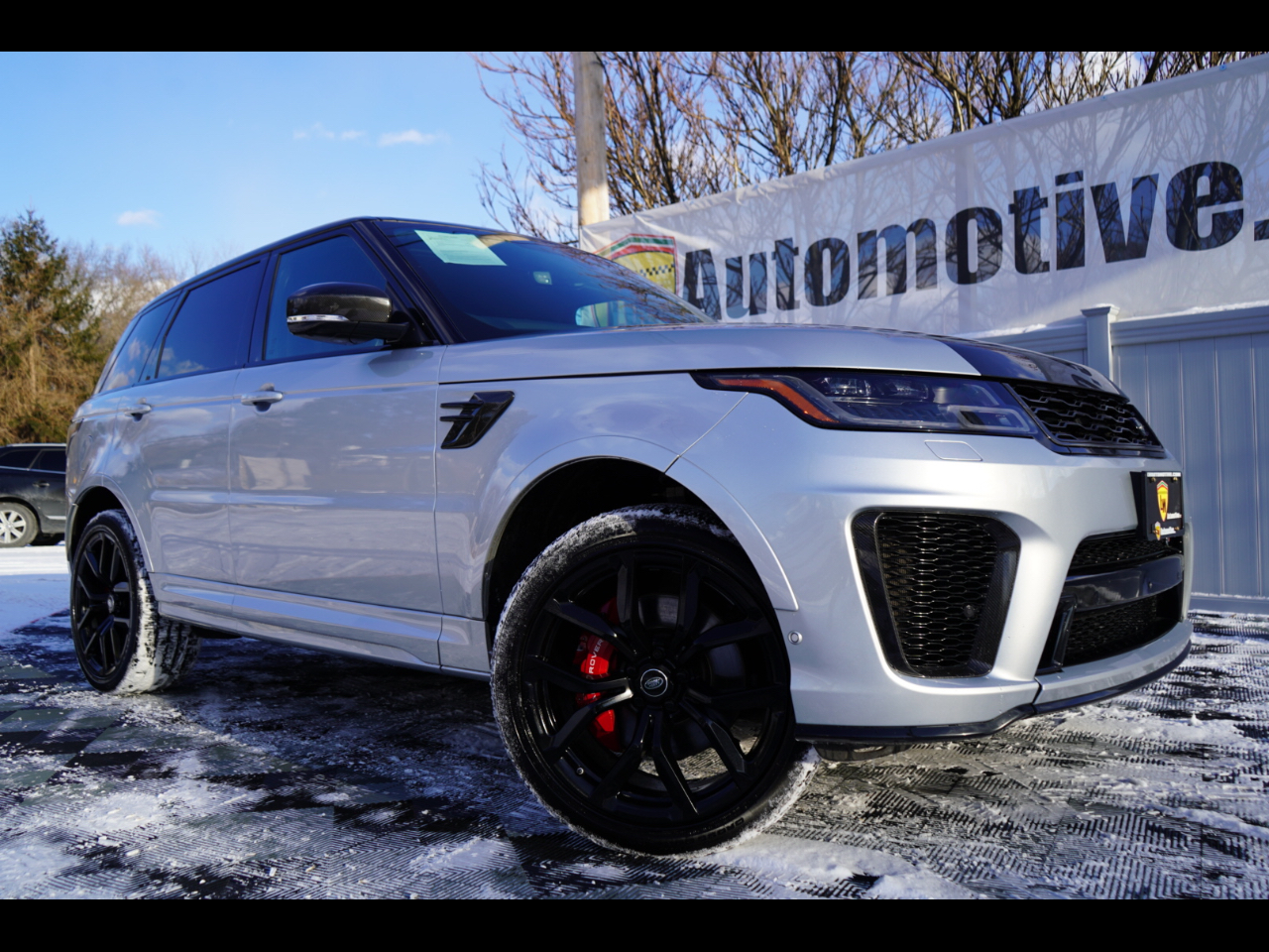 Land Rover Range Rover Sport V8 Supercharged SVR 2019