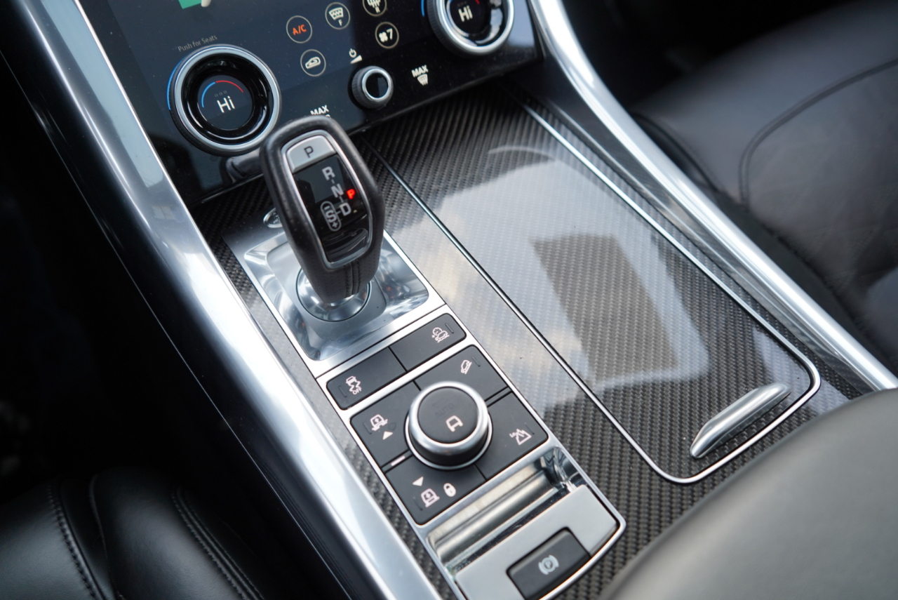 Land Rover Range Rover Sport V8 Supercharged SVR 2019