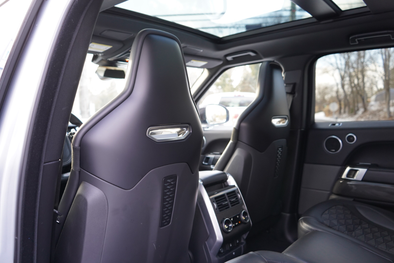 Land Rover Range Rover Sport V8 Supercharged SVR 2019