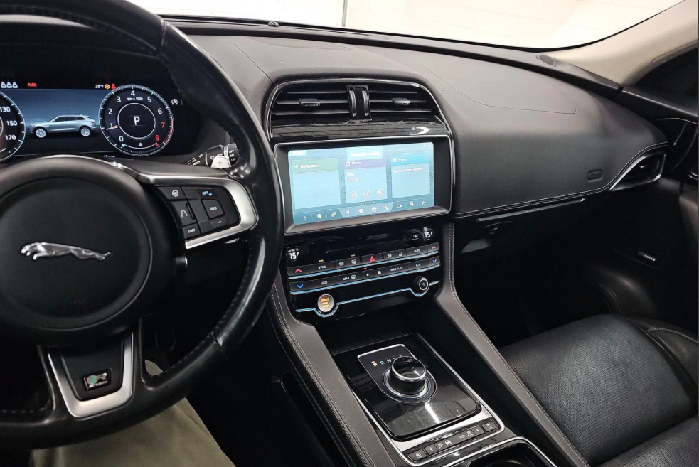 Jaguar F-Pace 25t R-Sport AWD 2020