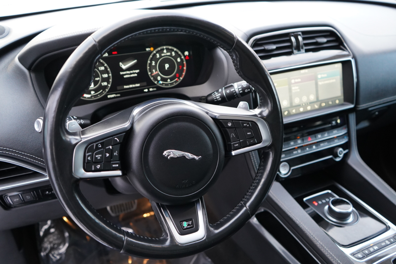 Jaguar F-Pace 25t R-Sport AWD 2020