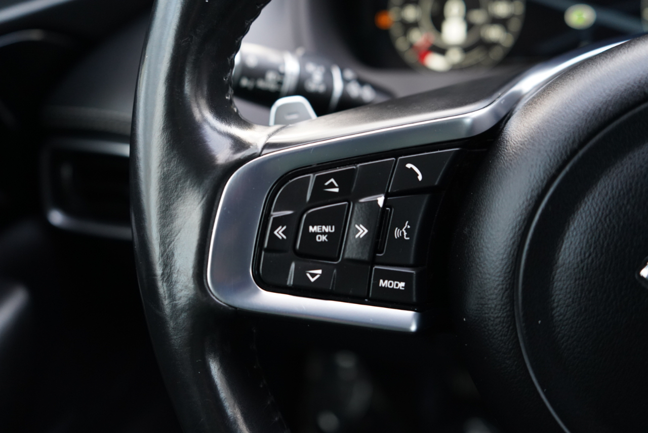 Jaguar F-Pace 25t R-Sport AWD 2020