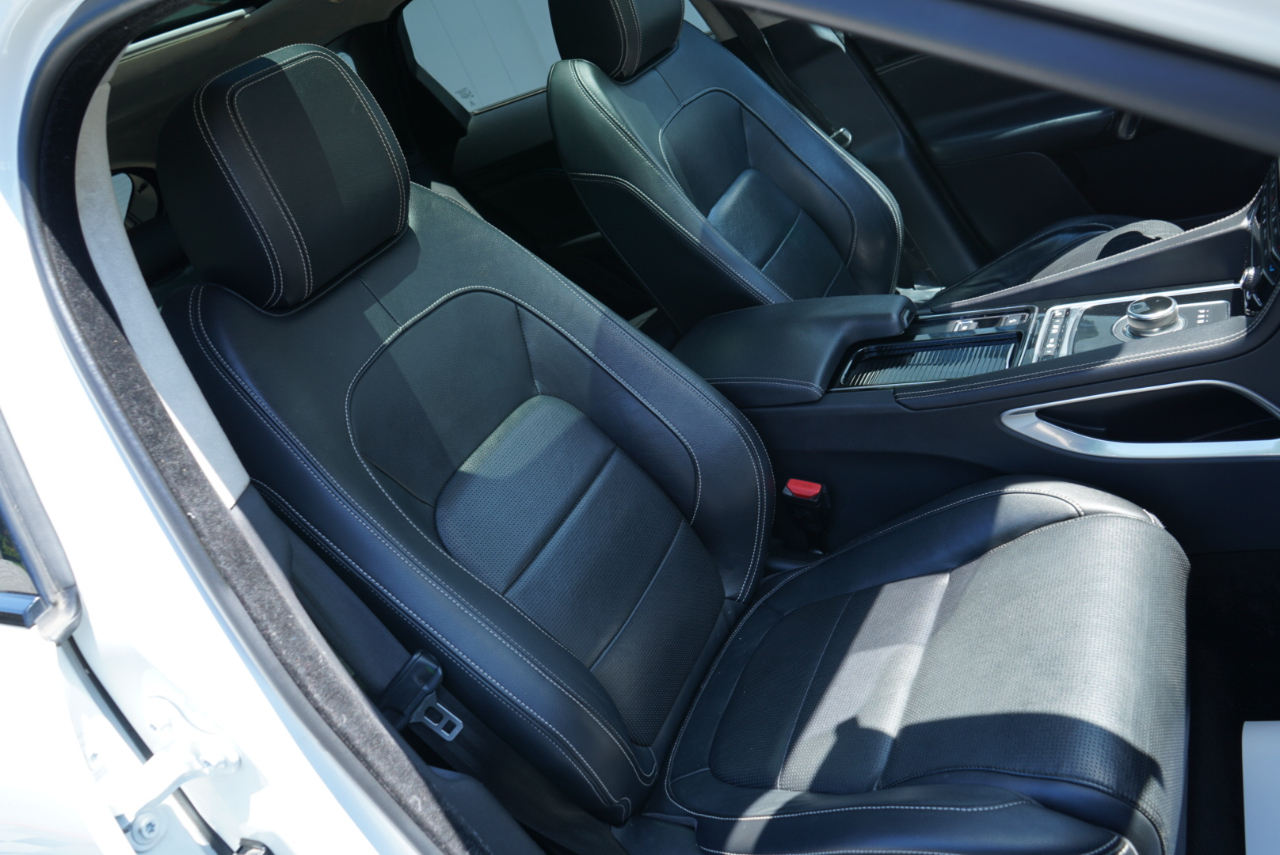Jaguar F-Pace 25t R-Sport AWD 2020