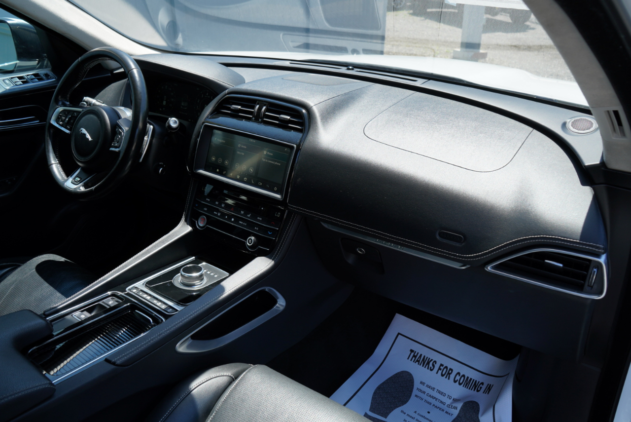 Jaguar F-Pace 25t R-Sport AWD 2020
