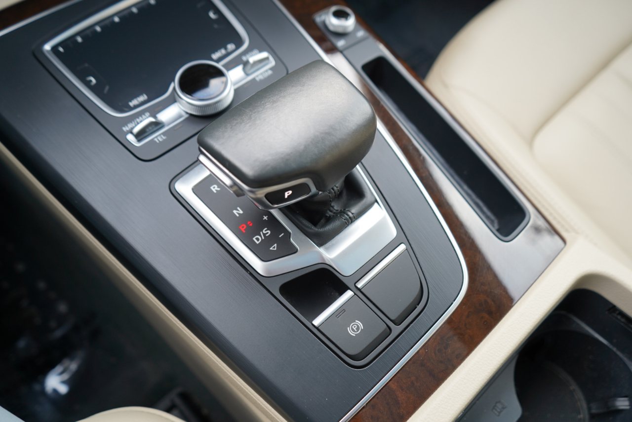 Audi Q5 2.0 TFSI Tech Premium Plus 2018