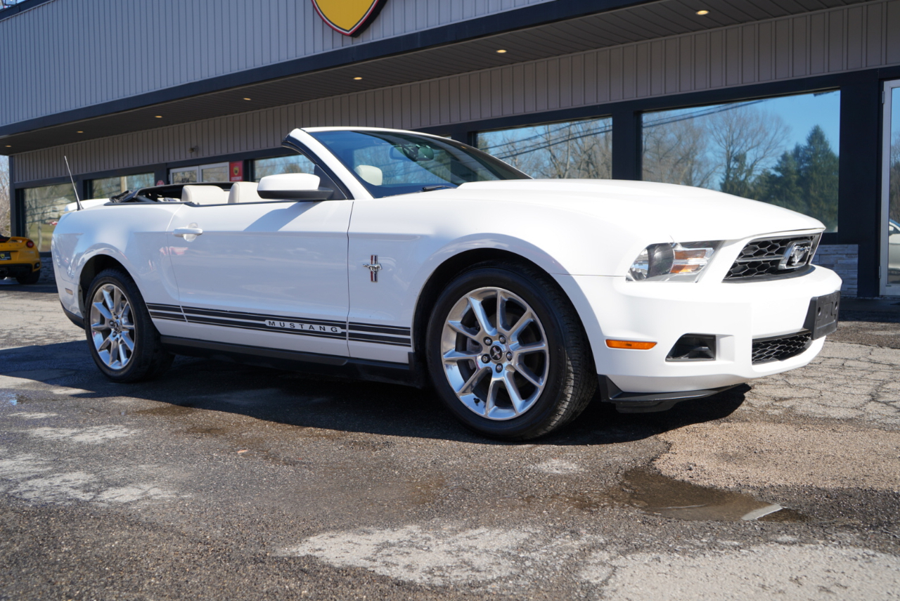 Ford Mustang 2dr Conv V6 Premium 2010