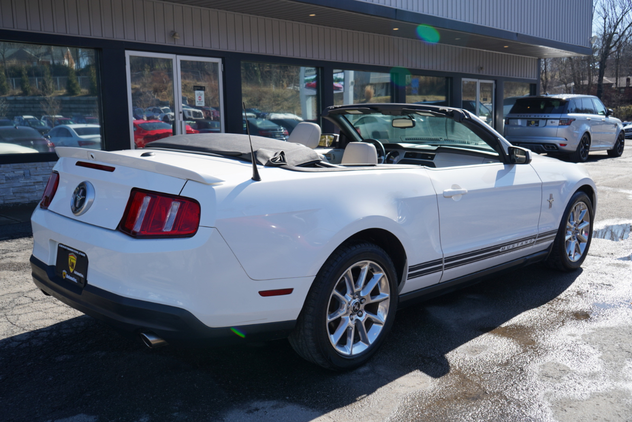 Ford Mustang 2dr Conv V6 Premium 2010