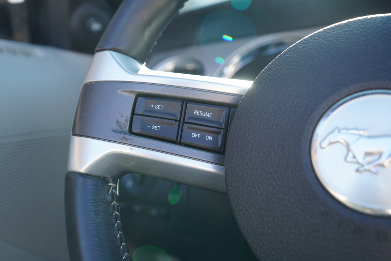 Ford Mustang 2dr Conv V6 Premium 2010