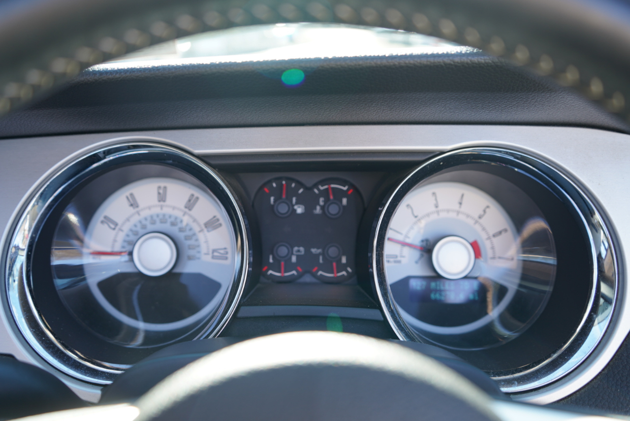 Ford Mustang 2dr Conv V6 Premium 2010