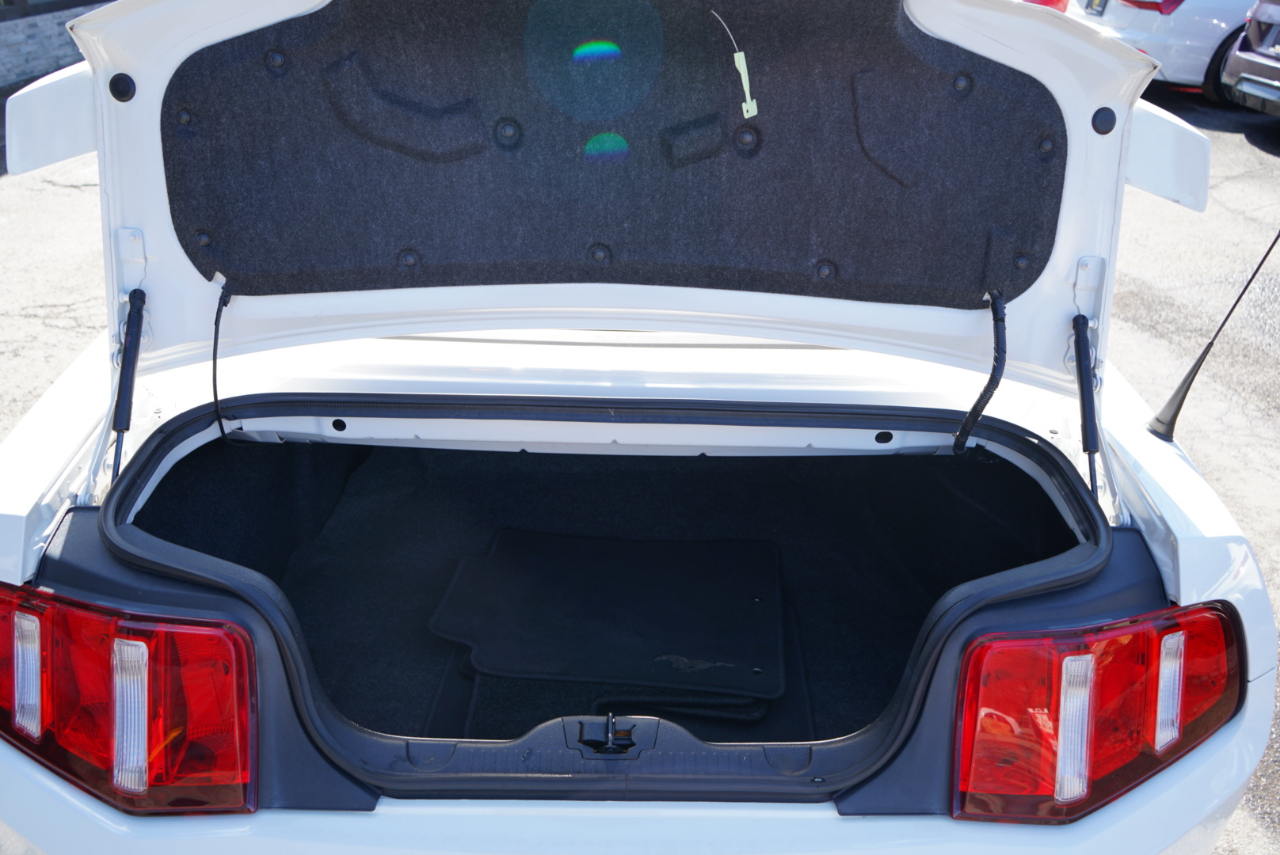 Ford Mustang 2dr Conv V6 Premium 2010