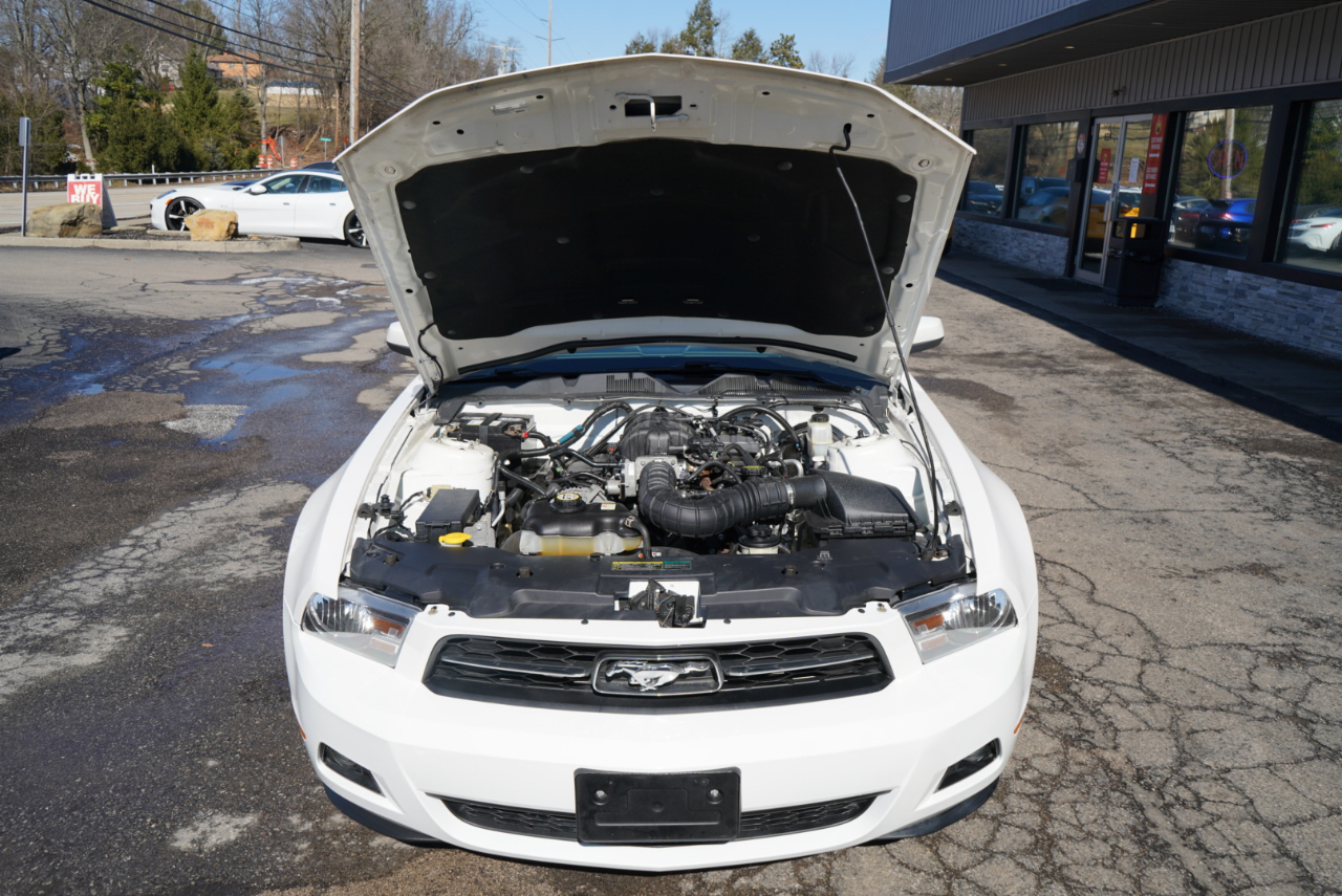 Ford Mustang 2dr Conv V6 Premium 2010