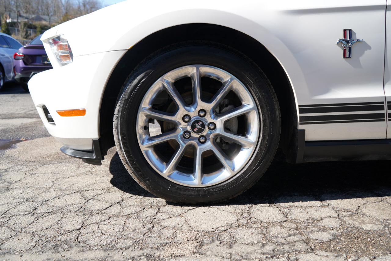 Ford Mustang 2dr Conv V6 Premium 2010