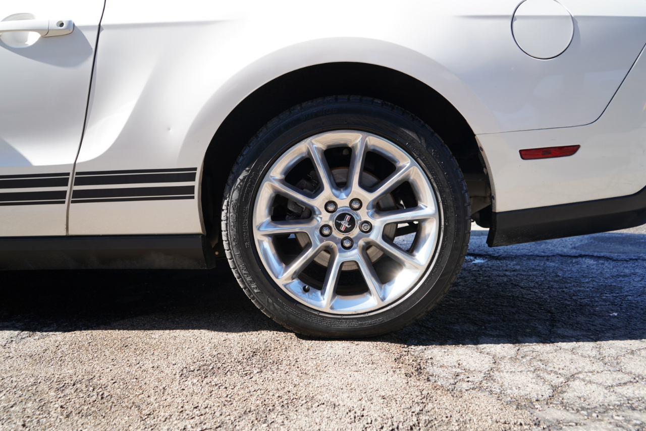 Ford Mustang 2dr Conv V6 Premium 2010