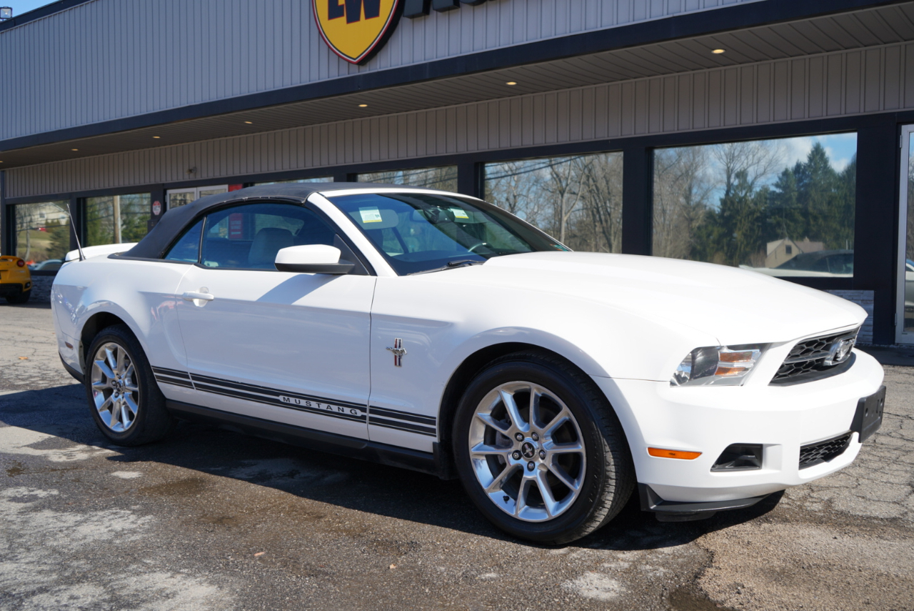 Ford Mustang 2dr Conv V6 Premium 2010
