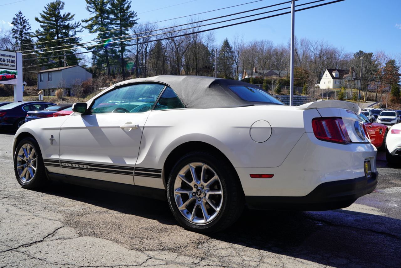 Ford Mustang 2dr Conv V6 Premium 2010