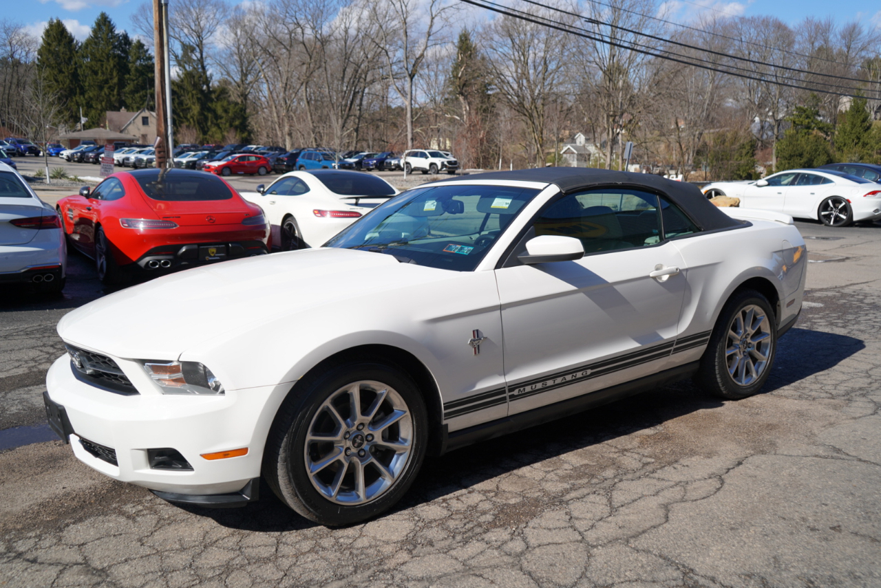 Ford Mustang 2dr Conv V6 Premium 2010