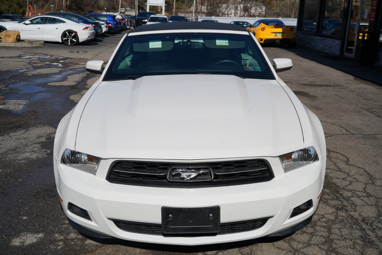 Ford Mustang 2dr Conv V6 Premium 2010