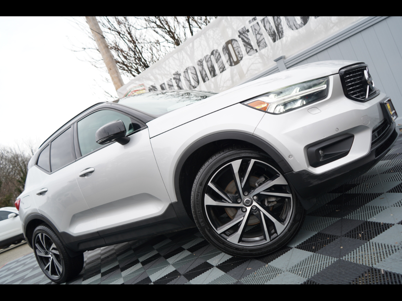 Volvo XC40 T5 AWD R-Design 2019