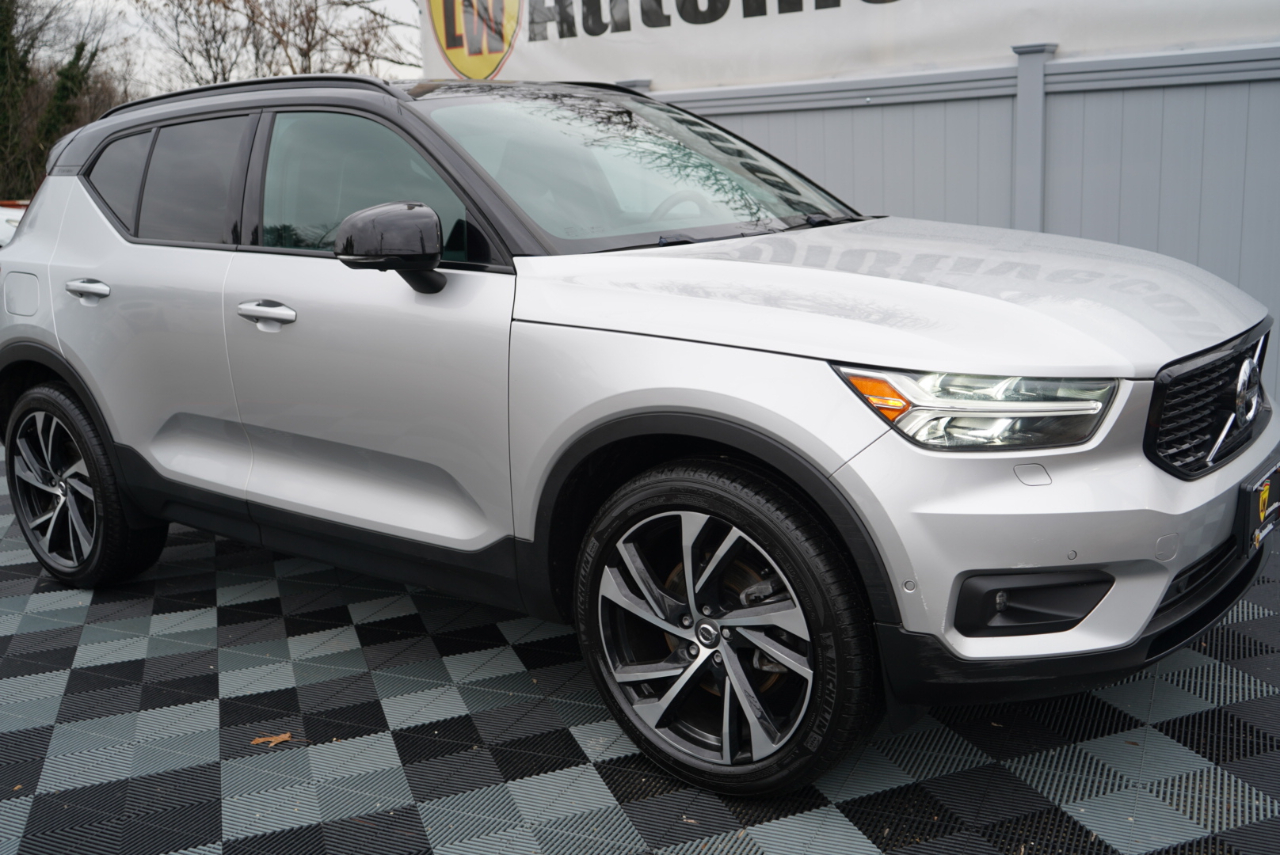 Volvo XC40 T5 AWD R-Design 2019
