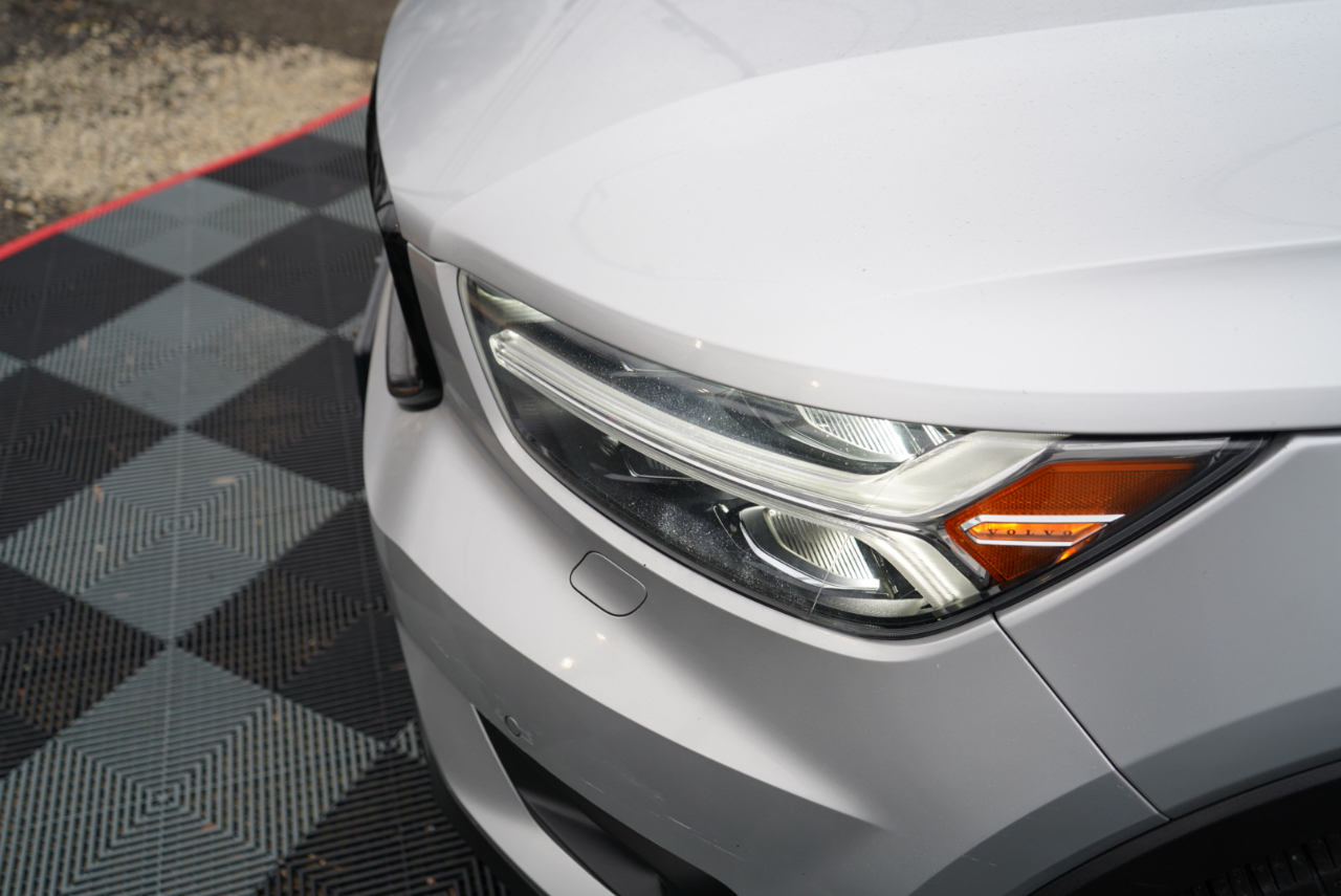 Volvo XC40 T5 AWD R-Design 2019