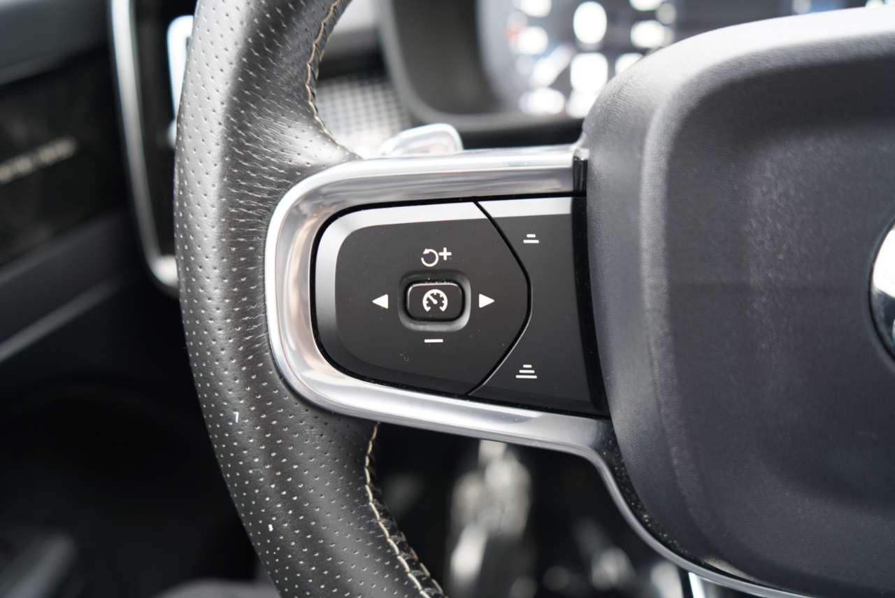 Volvo XC40 T5 AWD R-Design 2019