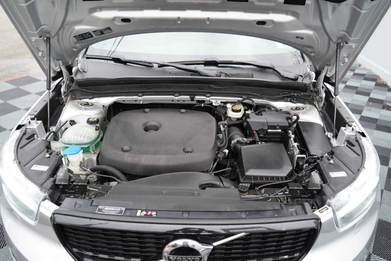 Volvo XC40 T5 AWD R-Design 2019